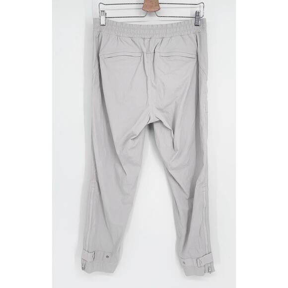 Athleta Trekkie Belted Pants Size 10 In Birch Gray‎ Mid Rise Outdoors Hiking - Picture 3 of 5